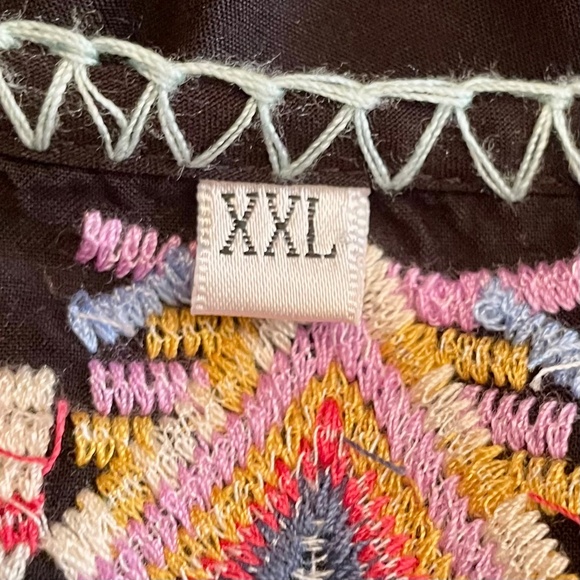 Heavily Embroidered 100% Rayon Black Tunic Top Size XXL - Picture 11 of 13